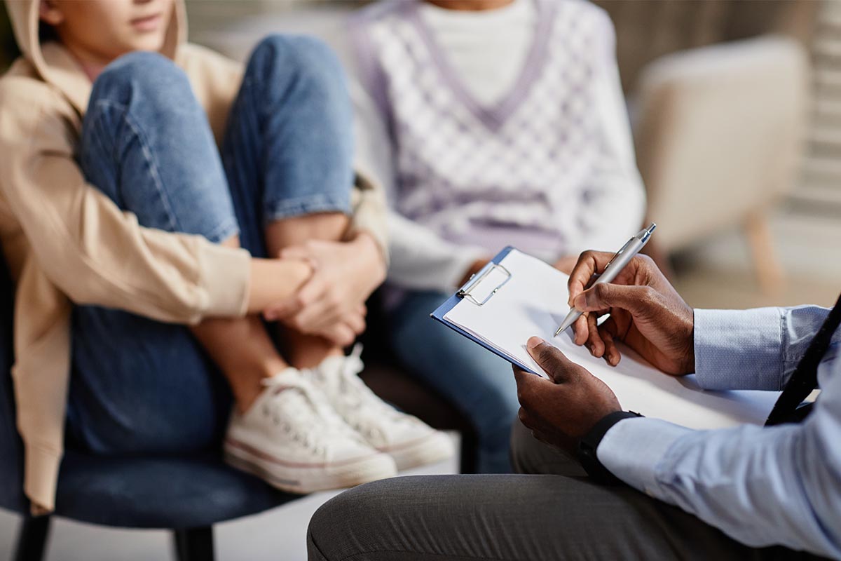 people in day treatment groups
